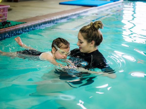 5 Reasons Kids Should Take Swim Lessons